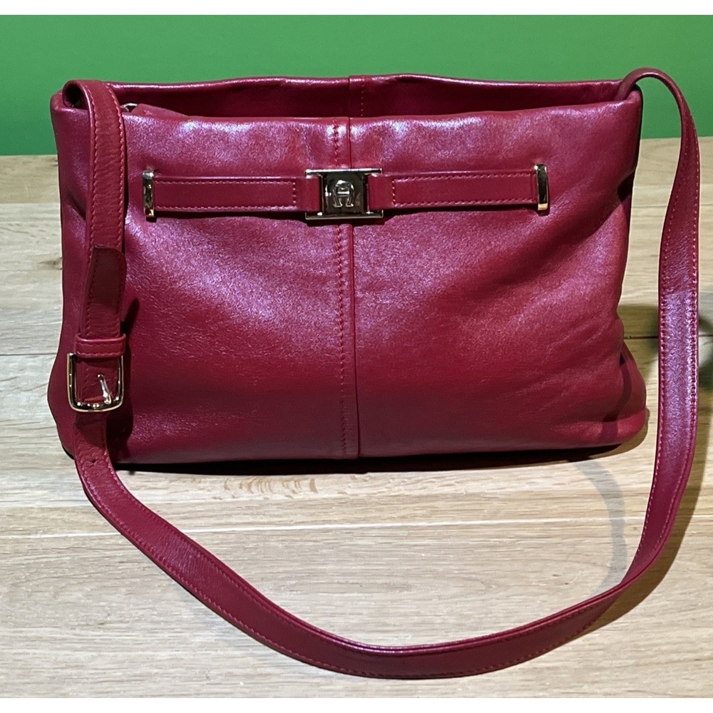 Etienne Aigner Shoulder Bag Red Leather Structured